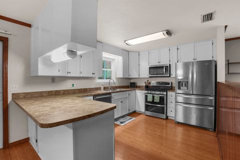 Tiny photo for 1128 ALBRITTON Drive, Tallahassee, FL 32301 (MLS # 401051)