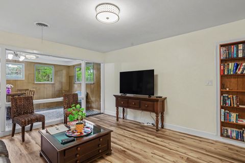Tiny photo for 640 Voncile Avenue, Tallahassee, FL 32303 (MLS # 400238)