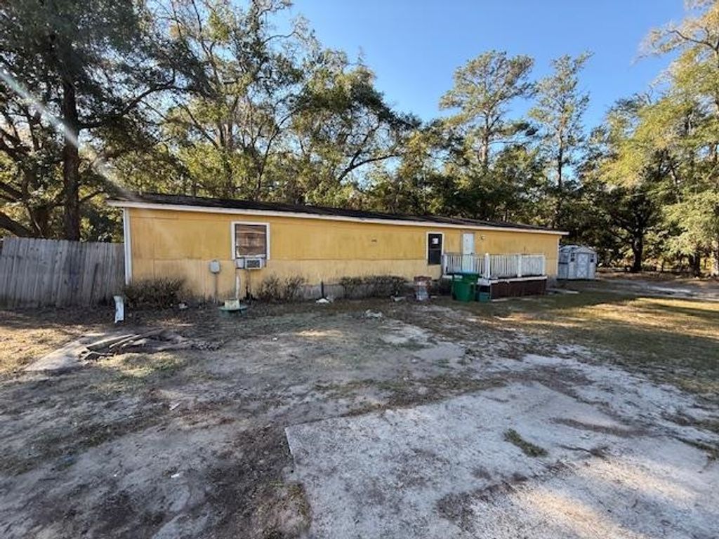 Photo of 8 Allen Bell Road, Sopchoppy, FL 32358 (MLS # 393369)