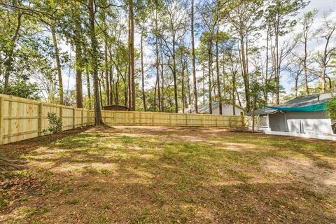 Tiny photo for 911 Tamarack Avenue, Tallahassee, FL 32303 (MLS # 396897)