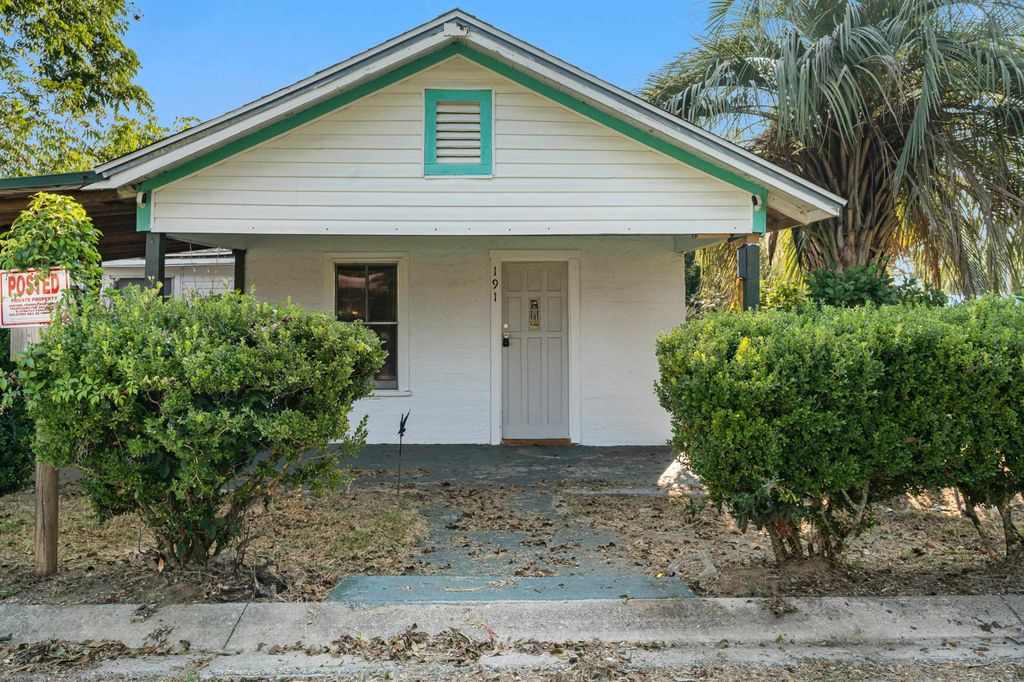 Photo of 191 SW Crosby Avenue, Madison, FL 32340 (MLS # 391434)