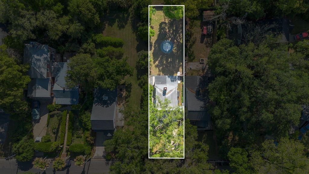 Photo of 1511 PINE Street, Tallahassee, FL 32303 (MLS # 398878)