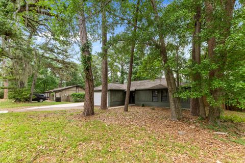 Tiny photo for 2429 LANRELL Drive, Tallahassee, FL 32303 (MLS # 399522)