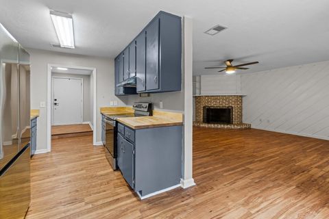 Tiny photo for 2429 LANRELL Drive, Tallahassee, FL 32303 (MLS # 399522)