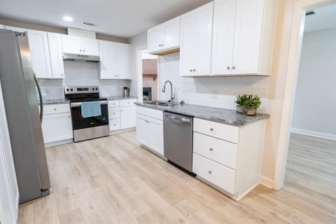 Tiny photo for 714 Riggins Road, Tallahassee, FL 32308 (MLS # 398172)