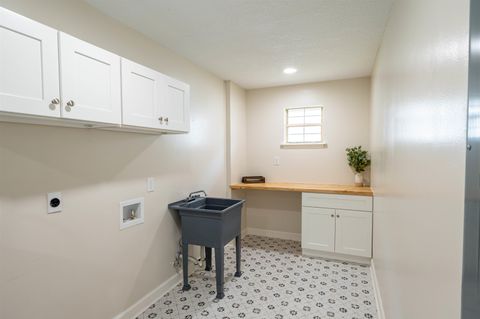 Tiny photo for 714 Riggins Road, Tallahassee, FL 32308 (MLS # 398172)