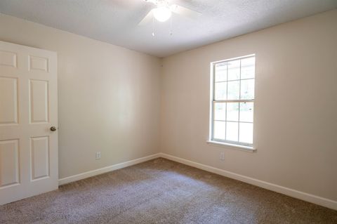 Tiny photo for 714 Riggins Road, Tallahassee, FL 32308 (MLS # 398172)