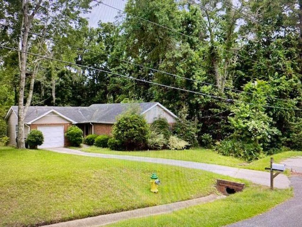 Photo of 2772 N Whitney Drive #4, Tallahassee, FL 32309 (MLS # 350700)