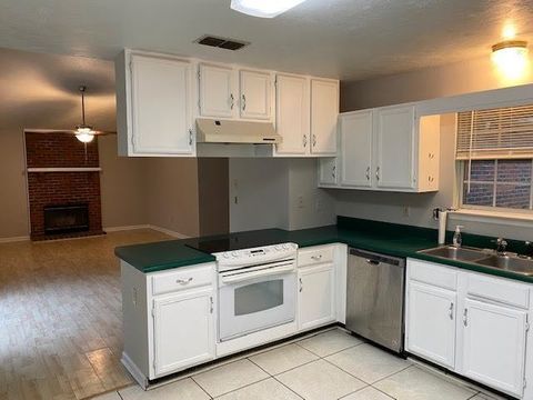 Tiny photo for 2772 N Whitney Drive #4, Tallahassee, FL 32309 (MLS # 350700)