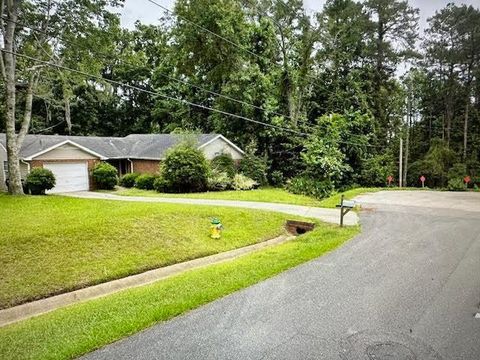 Tiny photo for 2772 N Whitney Drive #4, Tallahassee, FL 32309 (MLS # 350700)