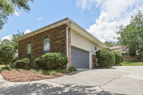 Tiny photo for 2733 Newmarket Circle, Tallahassee, FL 32309 (MLS # 400311)
