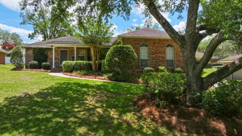 Tiny photo for 2733 Newmarket Circle, Tallahassee, FL 32309 (MLS # 400311)