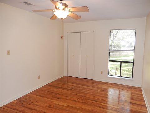 Tiny photo for 2950 Bay Shore Drive, Tallahassee, FL 32309 (MLS # 397852)