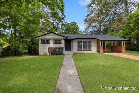 Photo of 944 Spottswood Drive, Tallahassee, FL 32308 (MLS # 400174)