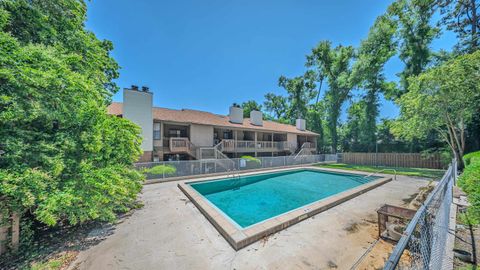 Photo of 216 Dixie Drive #E-7, Tallahassee, FL 32304 (MLS # 399993)
