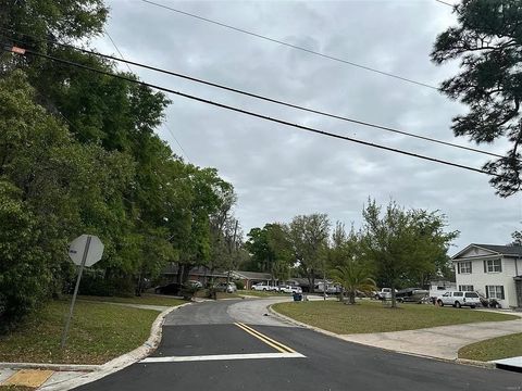 Tiny photo for 1305 Timber Lane, Jacksonville, FL 32211 (MLS # 399278)