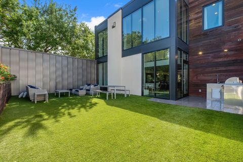 Tiny photo for 308 E Park Avenue, Tallahassee, FL 32301 (MLS # 398130)