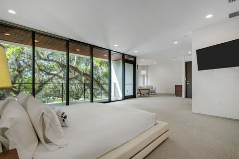 Tiny photo for 308 E Park Avenue, Tallahassee, FL 32301 (MLS # 398130)