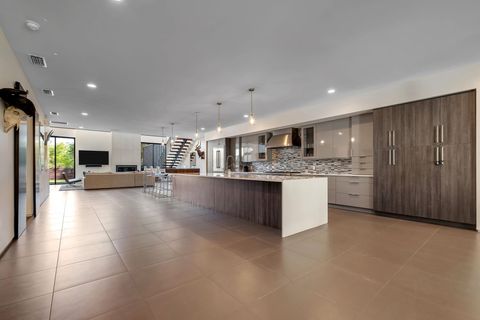 Tiny photo for 308 E Park Avenue, Tallahassee, FL 32301 (MLS # 398130)