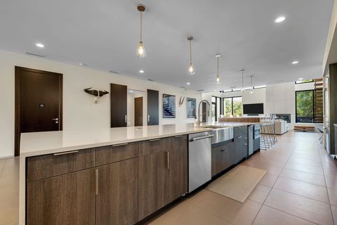 Tiny photo for 308 E Park Avenue, Tallahassee, FL 32301 (MLS # 398130)