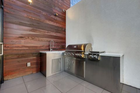 Tiny photo for 308 E Park Avenue, Tallahassee, FL 32301 (MLS # 398130)