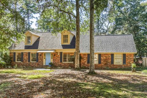 Photo of 3417 Castlebar Circle, Tallahassee, FL 32309 (MLS # 392458)