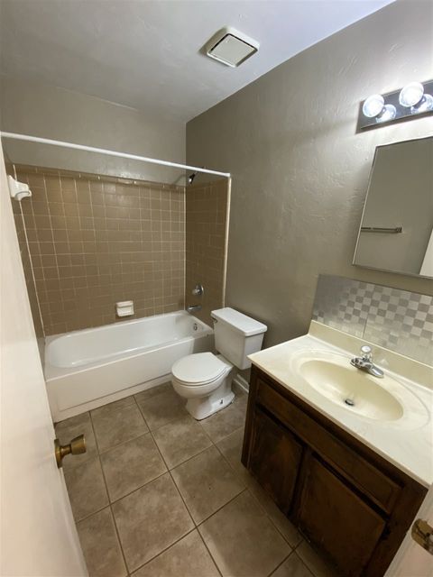 Tiny photo for 1159 Ocala Road, Tallahassee, FL 32304 (MLS # 399386)