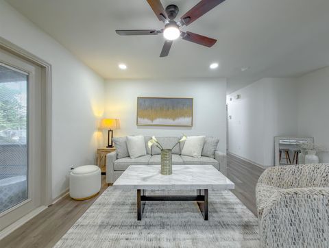 Tiny photo for 2059 Little River Lane, Tallahassee, FL 32311 (MLS # 400182)