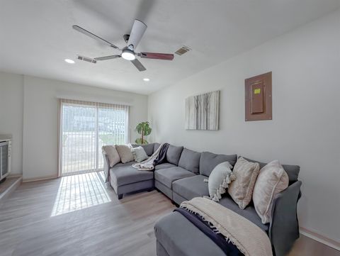 Tiny photo for 2059 Little River Lane, Tallahassee, FL 32311 (MLS # 400182)