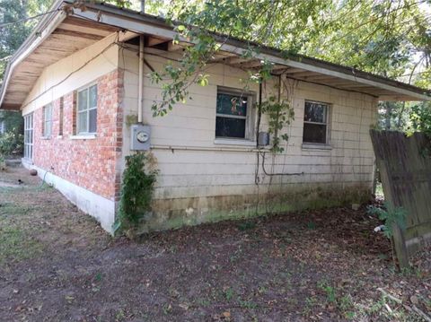 Tiny photo for 805 Cochran Drive, Tallahassee, FL 32301 (MLS # 392355)