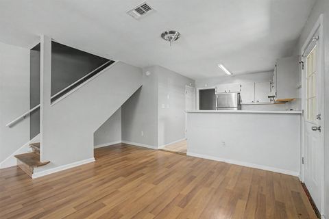 Tiny photo for 2178 S TIMBERWOOD Circle, Tallahassee, FL 32304 (MLS # 399932)