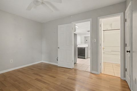 Tiny photo for 2178 S TIMBERWOOD Circle, Tallahassee, FL 32304 (MLS # 399932)
