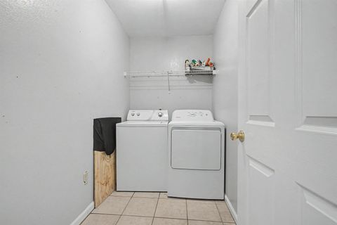 Tiny photo for 2178 S TIMBERWOOD Circle, Tallahassee, FL 32304 (MLS # 399932)