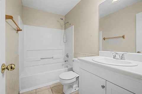 Tiny photo for 2178 S TIMBERWOOD Circle, Tallahassee, FL 32304 (MLS # 399932)