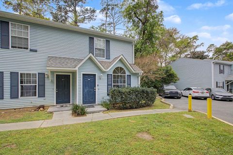 Photo of 2178 S TIMBERWOOD Circle, Tallahassee, FL 32304 (MLS # 399932)