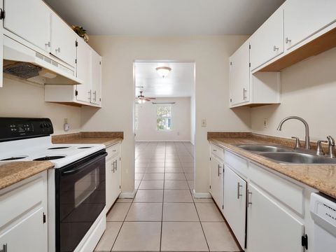 Tiny photo for 2221 S Timberwood Circle, Tallahassee, FL 32304 (MLS # 392676)