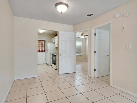 Tiny photo for 2221 S Timberwood Circle, Tallahassee, FL 32304 (MLS # 392676)