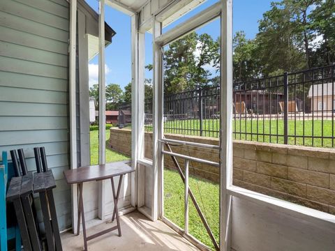 Tiny photo for 2221 S Timberwood Circle, Tallahassee, FL 32304 (MLS # 392676)