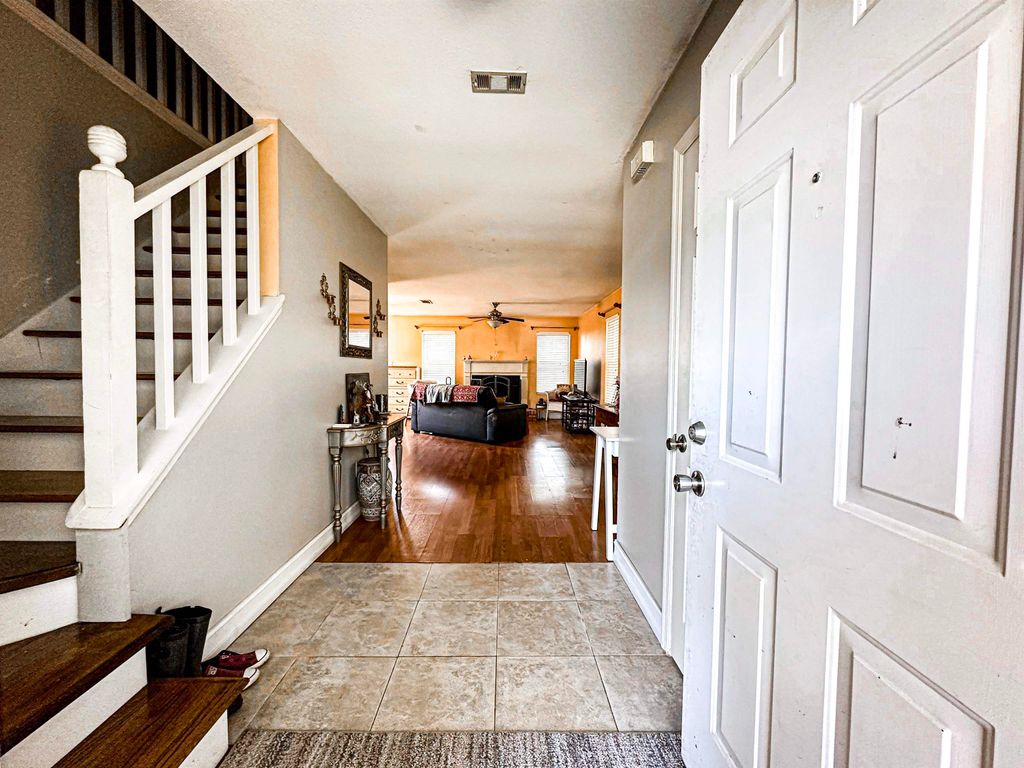 Photo of 1107 Lovers Lane, Tallahassee, FL 32317 (MLS # 396177)