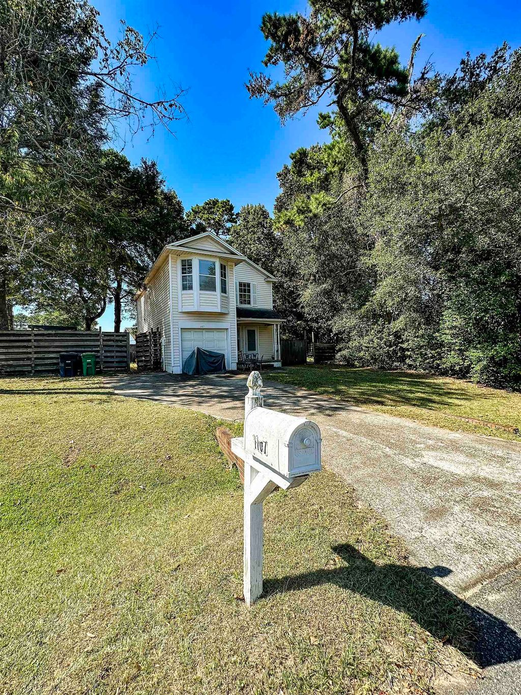 Photo of 1107 Lovers Lane, Tallahassee, FL 32317 (MLS # 396177)