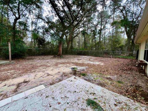 Tiny photo for 8653 Oak Forest Trail, Tallahassee, FL 32312 (MLS # 395621)