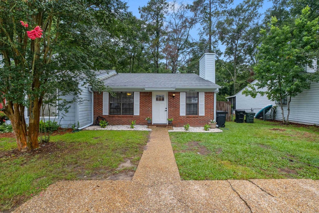 Photo of 3585 Sedona Loop, Tallahassee, FL 32308 (MLS # 401385)