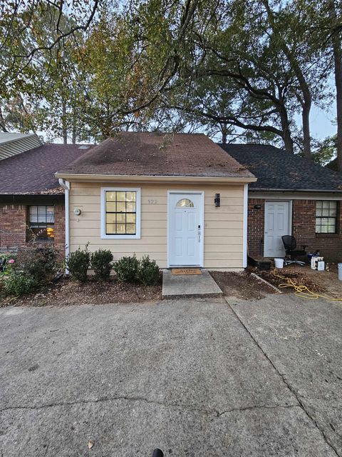 922 S Lipona Road Tallahassee FL 32304
