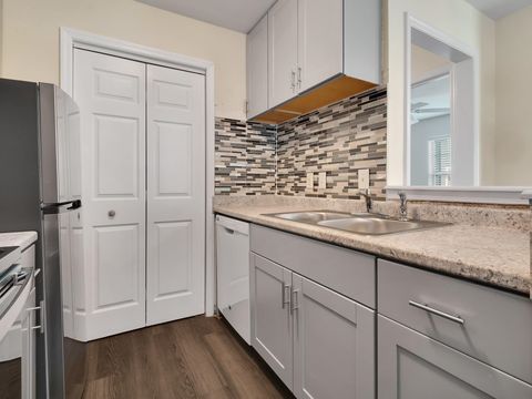 Tiny photo for 2222 Saint Marks Street, Tallahassee, FL 32310 (MLS # 398583)