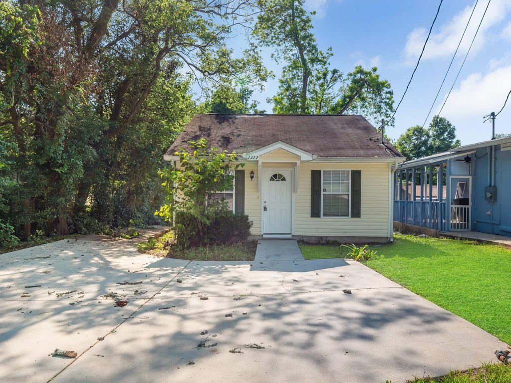 Photo of 2222 Saint Marks Street, Tallahassee, FL 32310 (MLS # 398583)