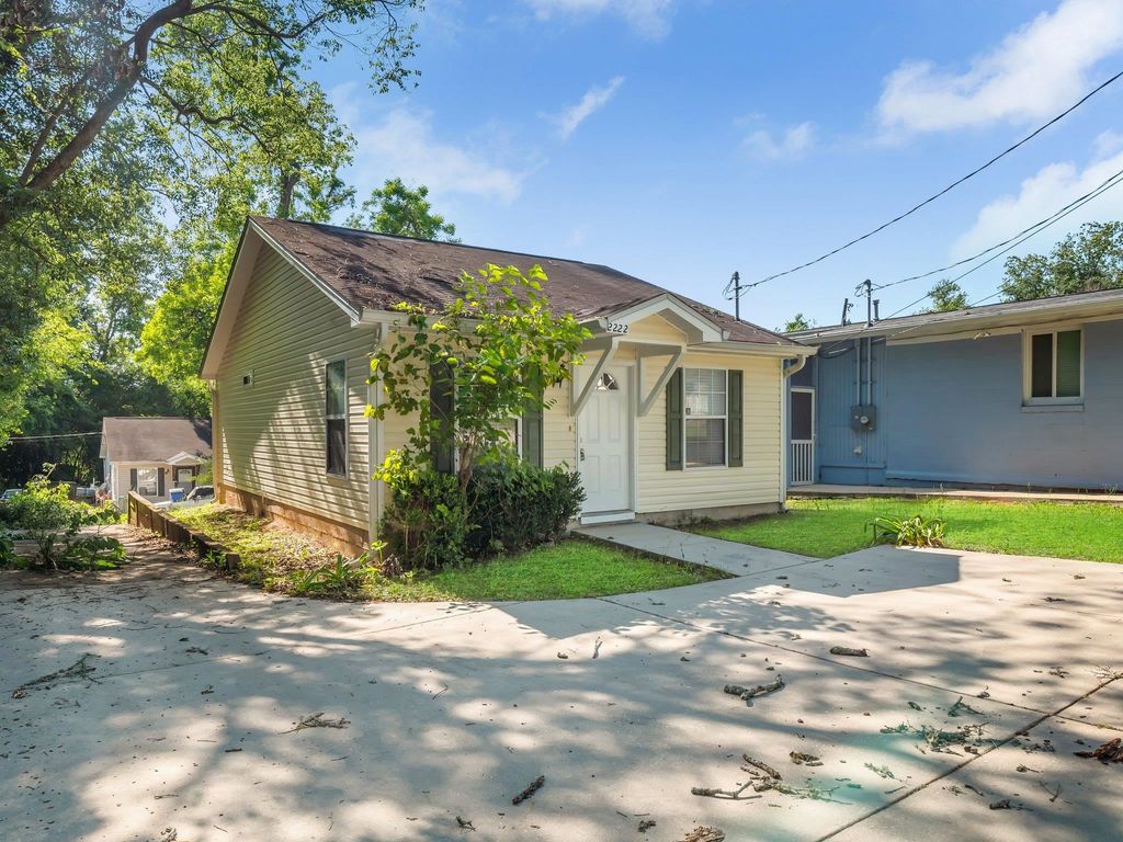 Photo of 2222 Saint Marks Street, Tallahassee, FL 32310 (MLS # 398583)