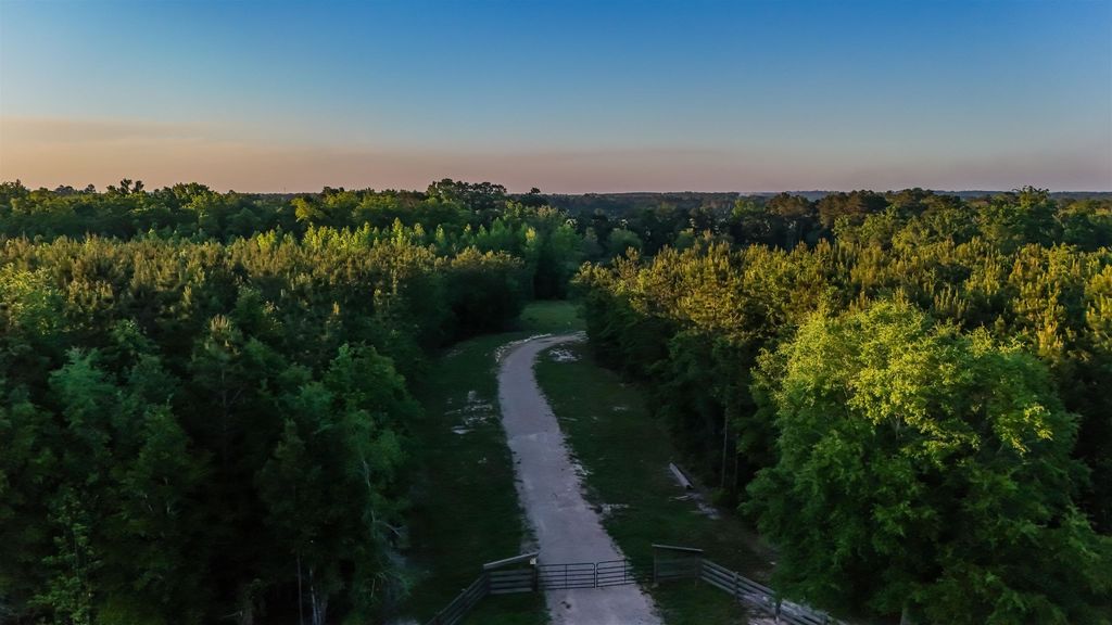 Photo of 0 KEMP Road, Havana, FL 32333 (MLS # 399766)