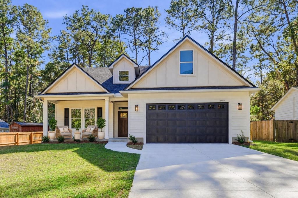 Photo of 3469 Cedarwood Trail, Tallahassee, FL 32312 (MLS # 398359)