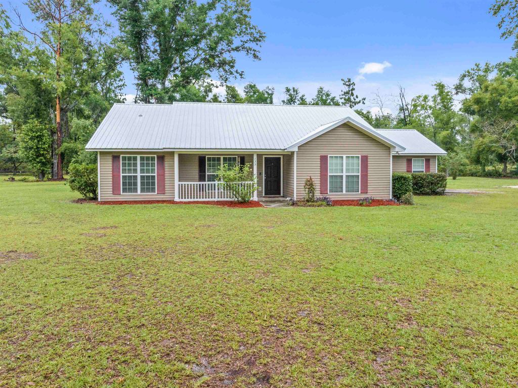 Photo of 135 NE Golden Rain Terrace, Lee, FL 32059 (MLS # 401505)