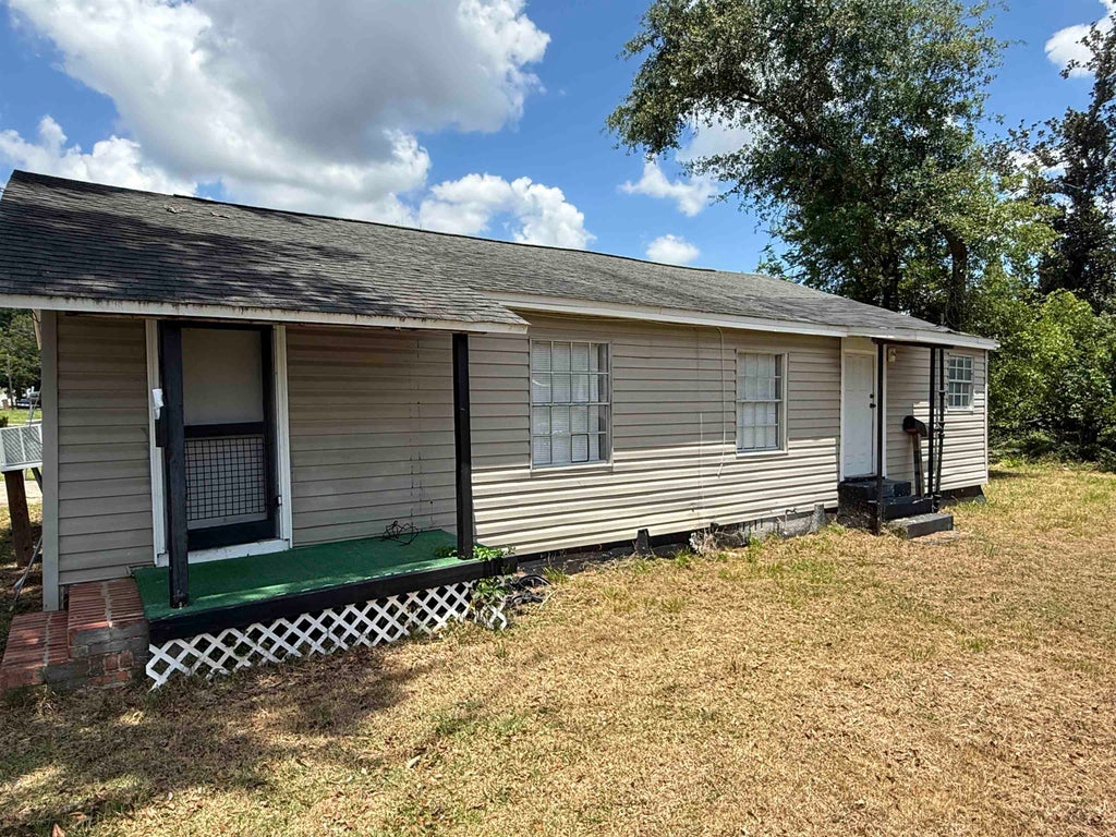 Photo of 1400 Hernando Drive, Tallahassee, FL 32310 (MLS # 401191)